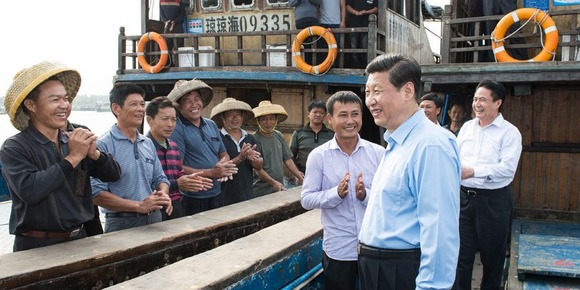 图文故事丨习近平与海南的故事_fororder_CqgNOlrLX6SAfqA5AAAAAAAAAAA589.900x644