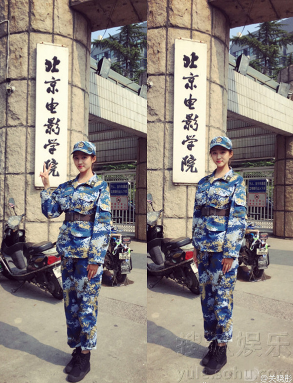 结束军训的关晓彤终于吃上大餐 还晒了美照哦