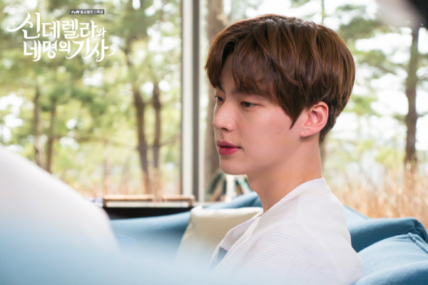 最壕瑪麗蘇!《灰姑娘與四騎士》20億豪宅做實景