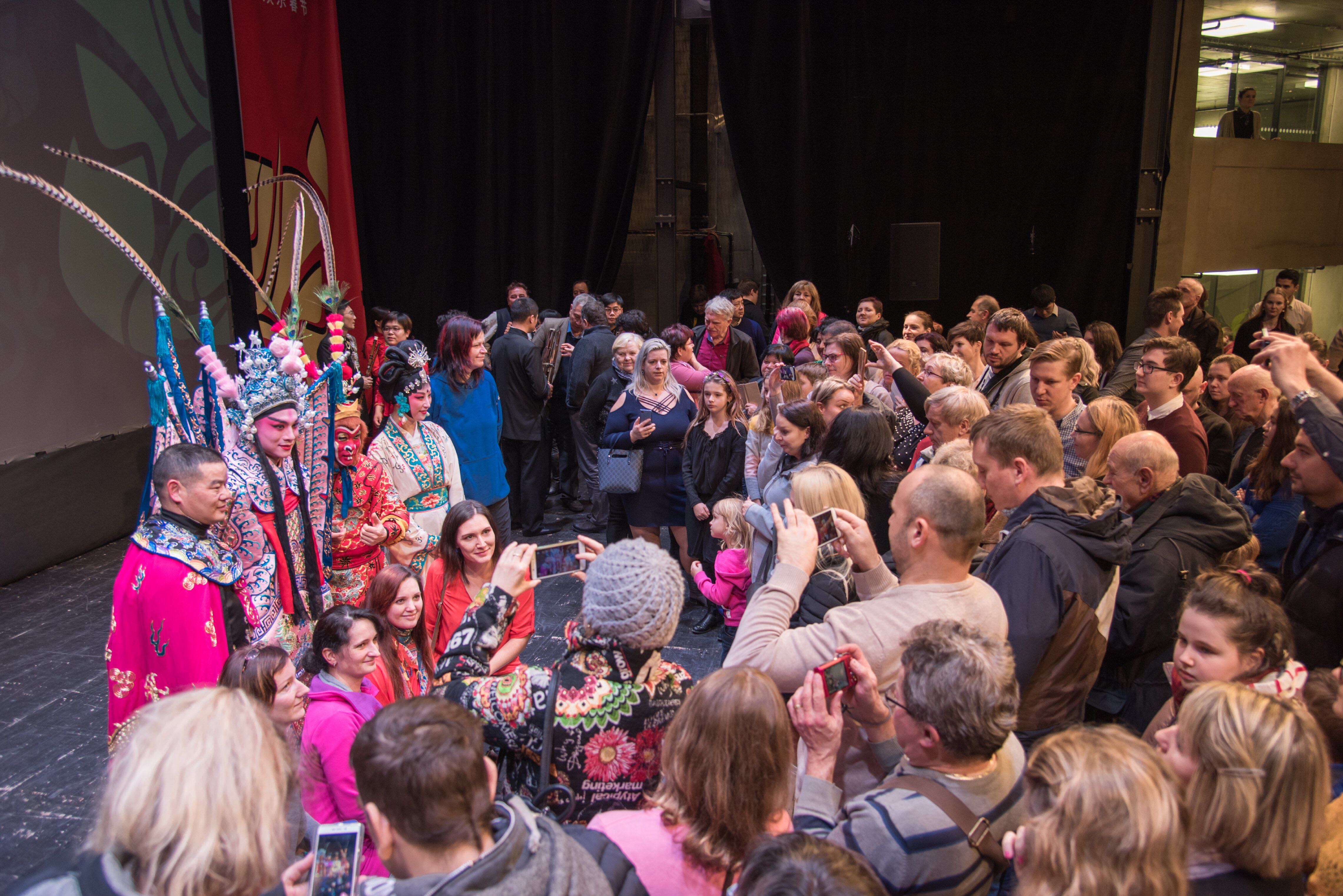 万里同好共潮生——“五百岁”婺剧的出圈密码_fororder_微信图片_20231122140201