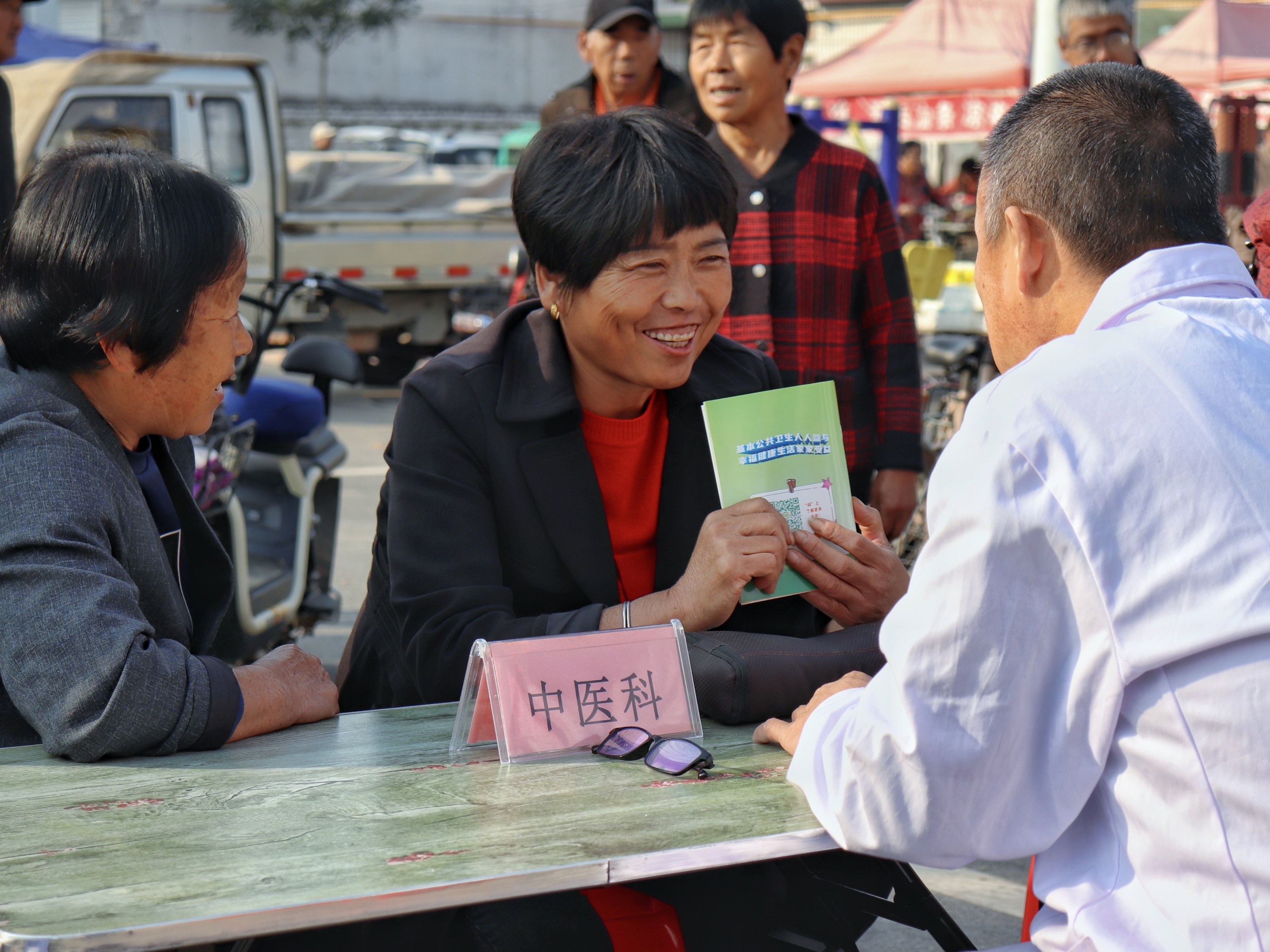 保定博野：健康服务送上门 履约随访“零距离”_fororder_3