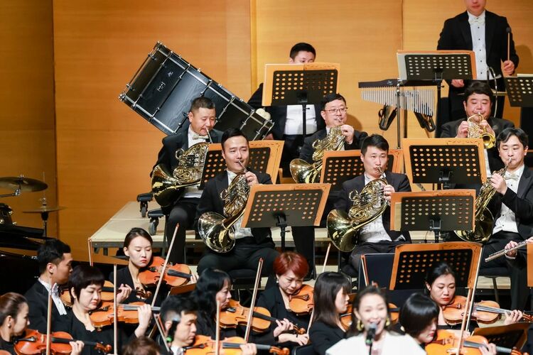 天津交响乐团亮相深圳“光荣与梦想”奏响津深情_fororder_3