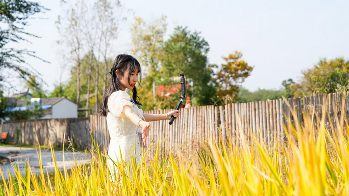 【2023打卡中国】打卡高新科技 品味田园风光 外国网红解码幸福合肥（视频）