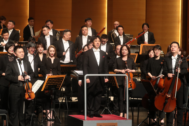 天津交响乐团亮相深圳“光荣与梦想”奏响津深情_fororder_1