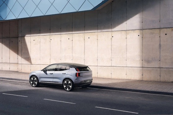 与SMART精灵同平台打造 详解沃尔沃首款全新纯电小型SUV-EX30_fororder_image006