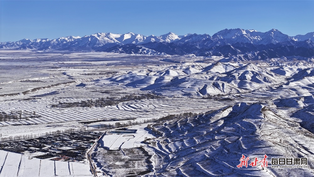 雪浴祁連風光美 冬至山鄉畫意濃 航拍民樂給你別樣視覺_fororder_5