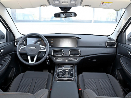 【汽车频道 资讯+移动端资讯】皮卡自动挡销量猛增40% 北汽制造卡路里8AT引领皮卡发展新趋势