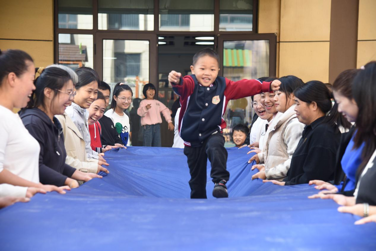 河北威县：亲子同乐 健康同行_fororder_图片1