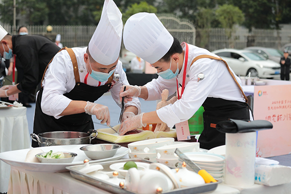 川菜大廚秀絕活 調元杯川菜大賽在德陽羅江舉辦_fororder_mmexport1698646304795