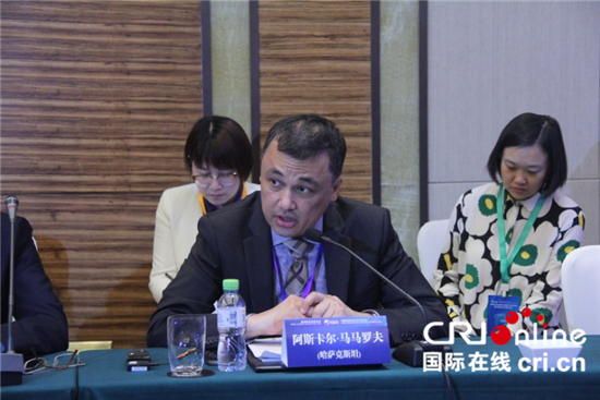 图片默认标题_fororder_哈萨克斯坦国际通讯社董事长阿斯卡尔•马马罗夫致辞。拍摄：黎楚丹