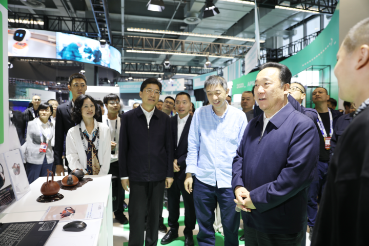 2023杭州·云栖大会开幕 王浩出席开幕式并参观展馆 刘捷作主旨演讲_fororder_W020231031645030839343