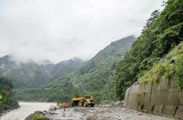 那山·那路·那城——再访“全国最后通公路的县”墨脱