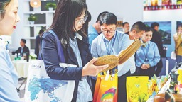 百余家国内外展商齐聚2023陆海新通道国际物流博览会