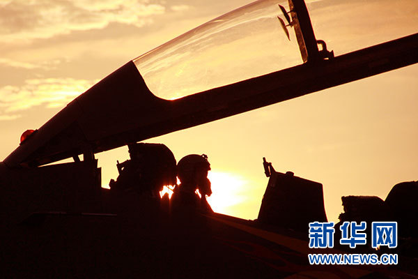 中国空军多型战机飞越宫古海峡检验远海实战能力