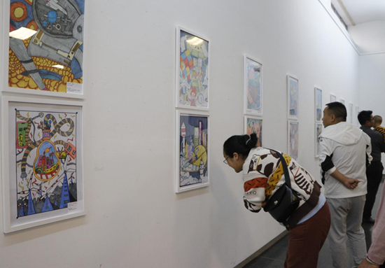 色彩绘出和平与美 多国儿童画作在贵州贵阳巡展_fororder_图片4