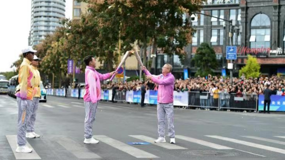 Hangzhou Asian Para Games Torch Relay Proceeds to Tonglu with 'The Most Beautiful Route' Awaiting