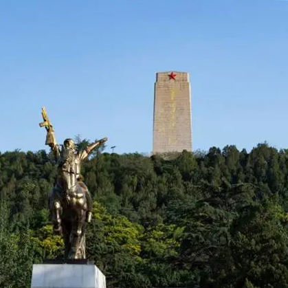 “少小离家老大回”，韩美林的生命底色与艺术之根