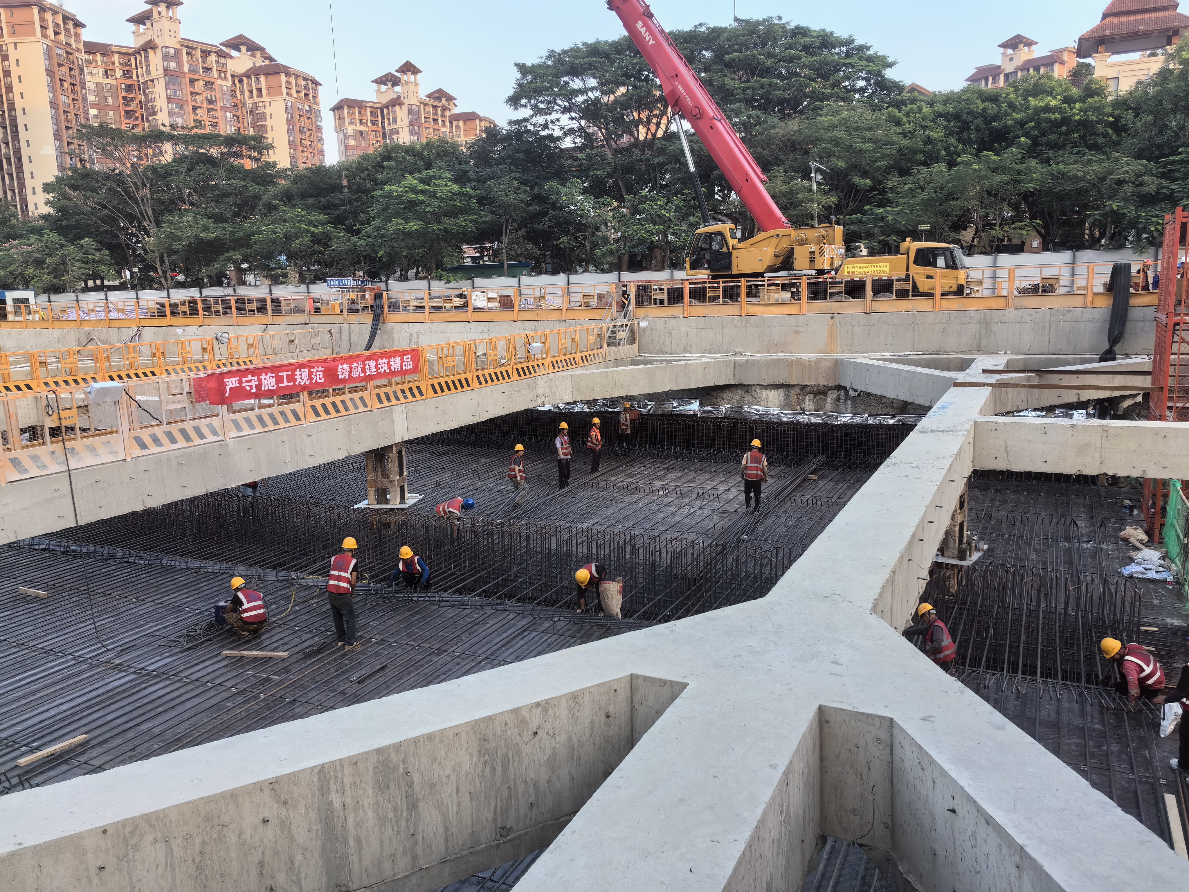 广州南沙凤凰大道快速化顶管始发井开挖完成_fororder_16