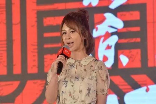 杨紫的脸怎么了？再次丑出新高度？这次被黑的太惨了！