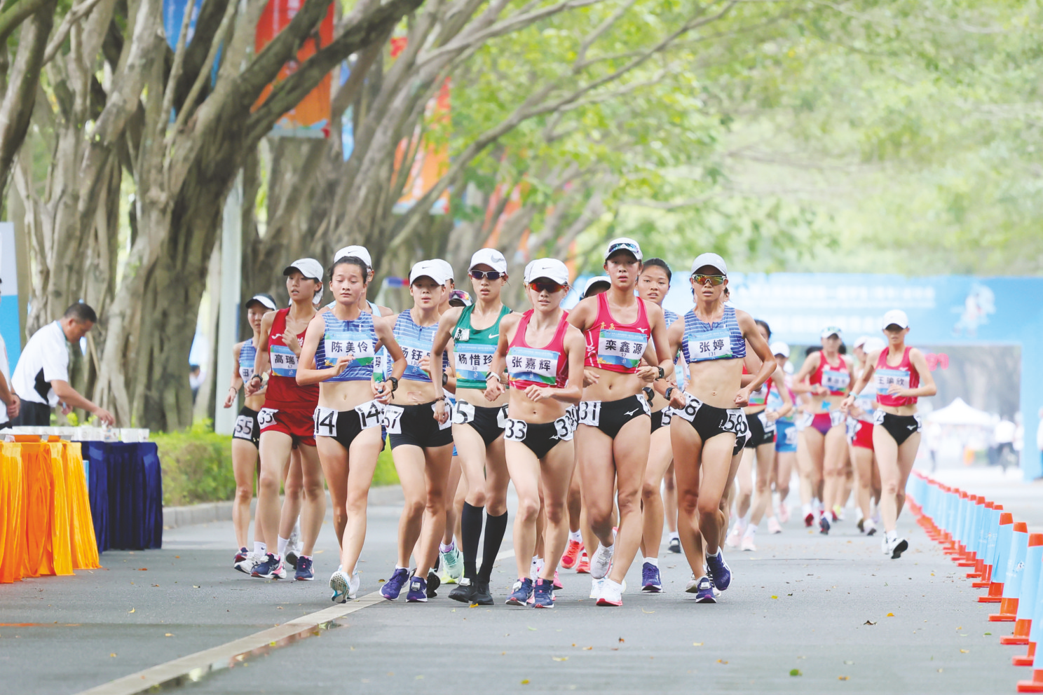 田徑（公開組）今日展開最後一個比賽日爭奪  南寧隊有望在女子接力賽登上領獎臺