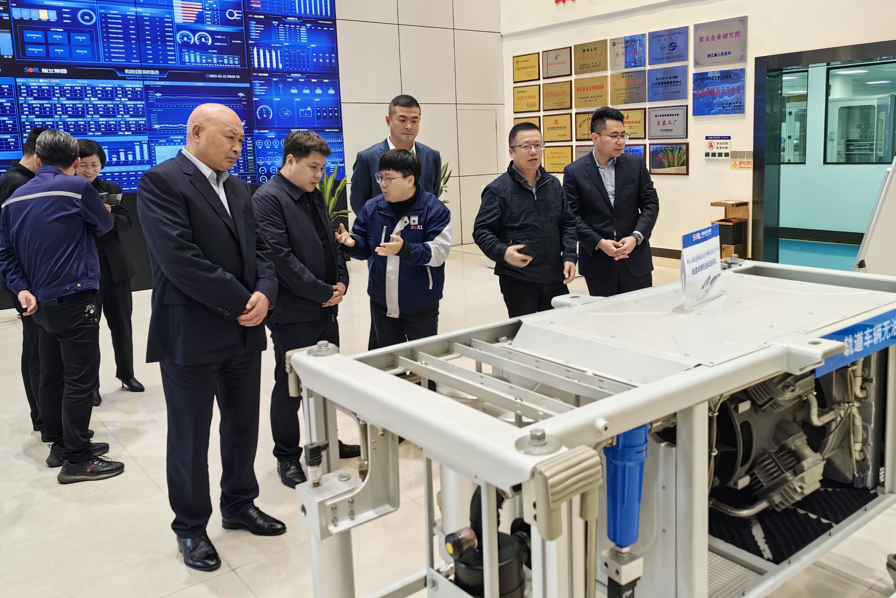 保定徐水区：招商“加速跑” 年末“再冲刺”_fororder_到发达地区了解企业布局、经营理念、发展前景。赵宇航摄