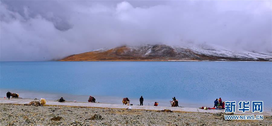 西藏：春日阳湖