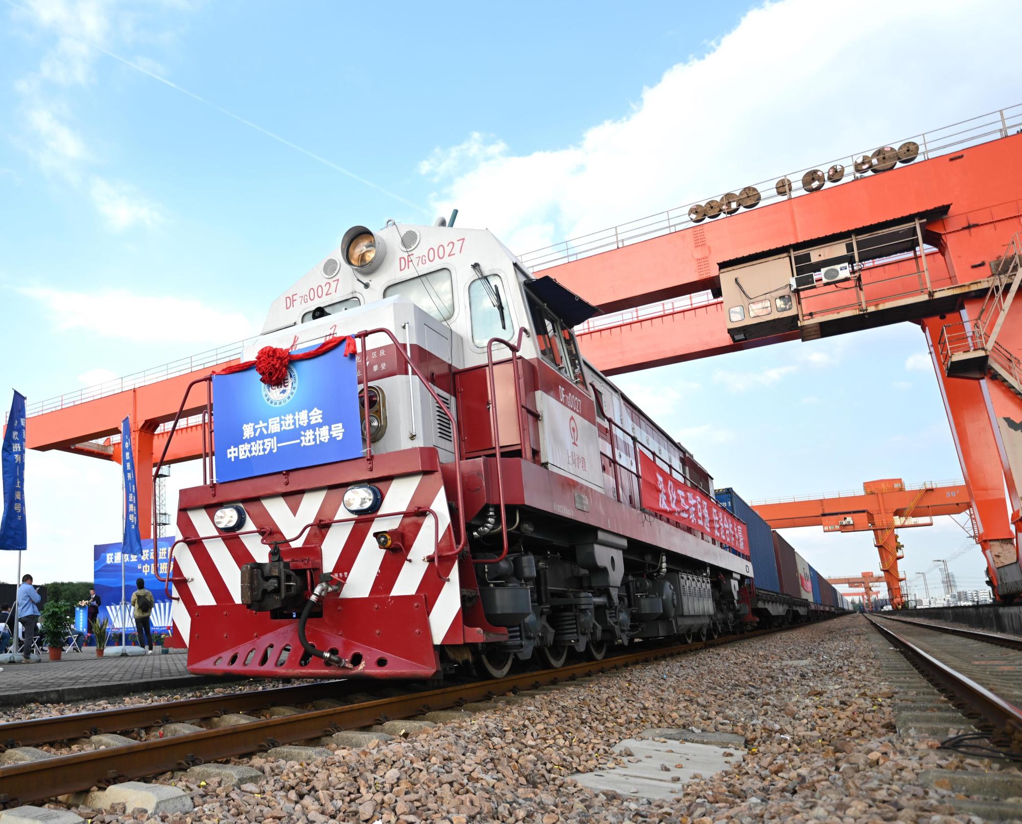 直通使领馆 | 中国驻塞尔维亚大使李明：首次以主宾国身份参展 塞尔维亚馆亮点突出