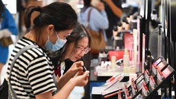 海南离岛免税“即购即提”销售额破20亿元