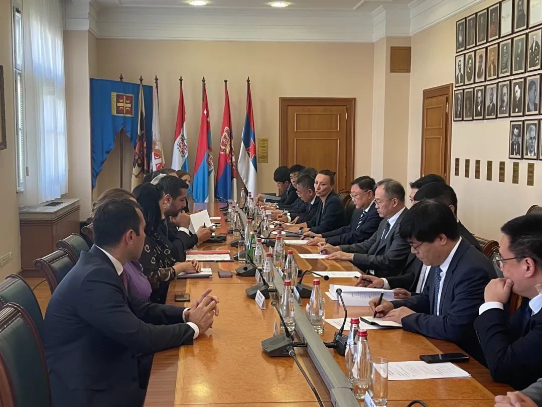 直通使领馆 | 中国驻塞尔维亚大使李明：首次以主宾国身份参展 塞尔维亚馆亮点突出