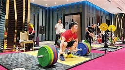 國際舉聯卡塔爾大獎賽揭幕 中國舉重隊進入臨戰狀態