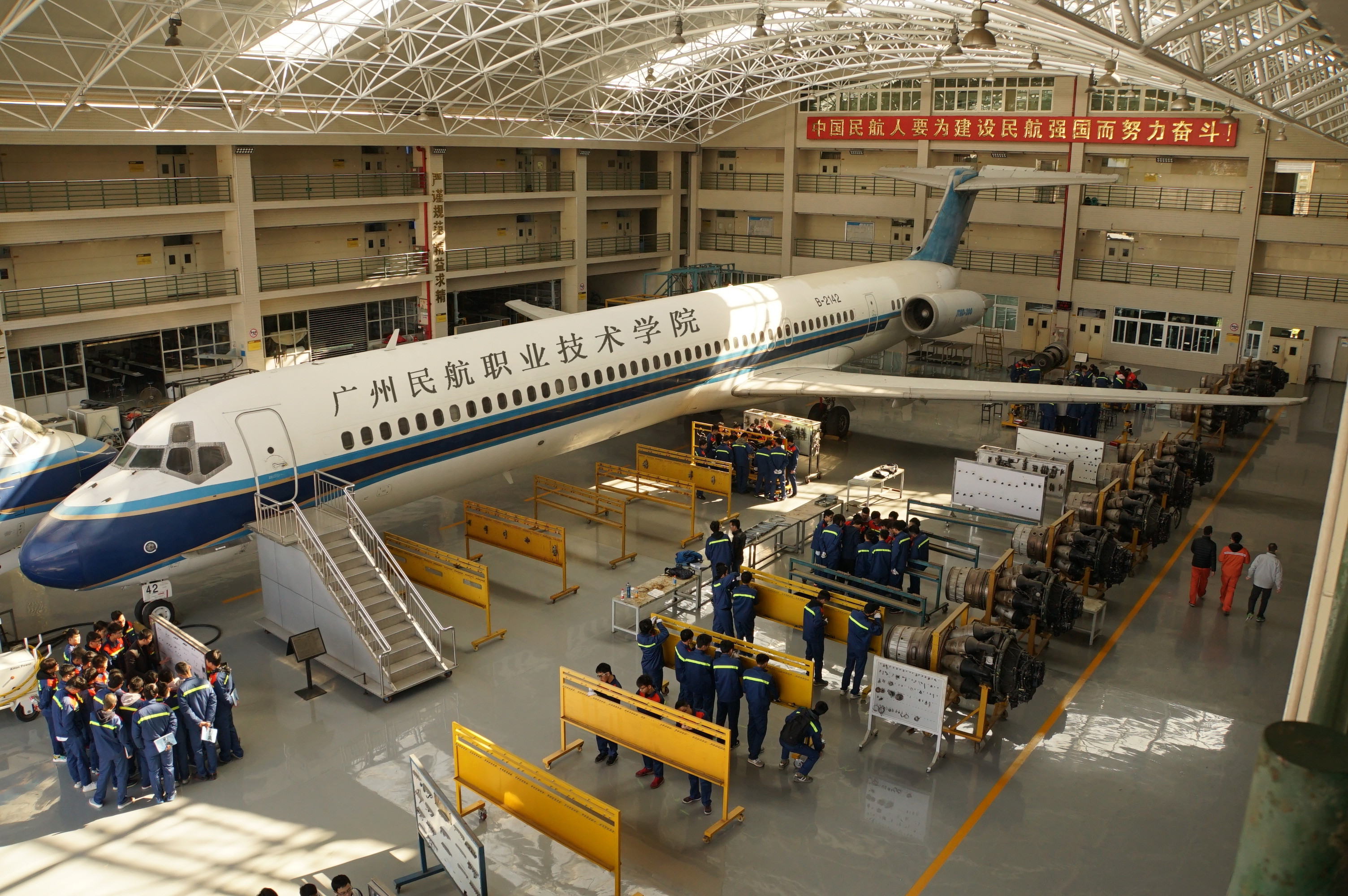 图片默认标题_fororder_飞机维修虚拟仿真实训基地 