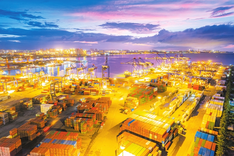 前10月海口货物进出口值6473亿元同比增长超三成