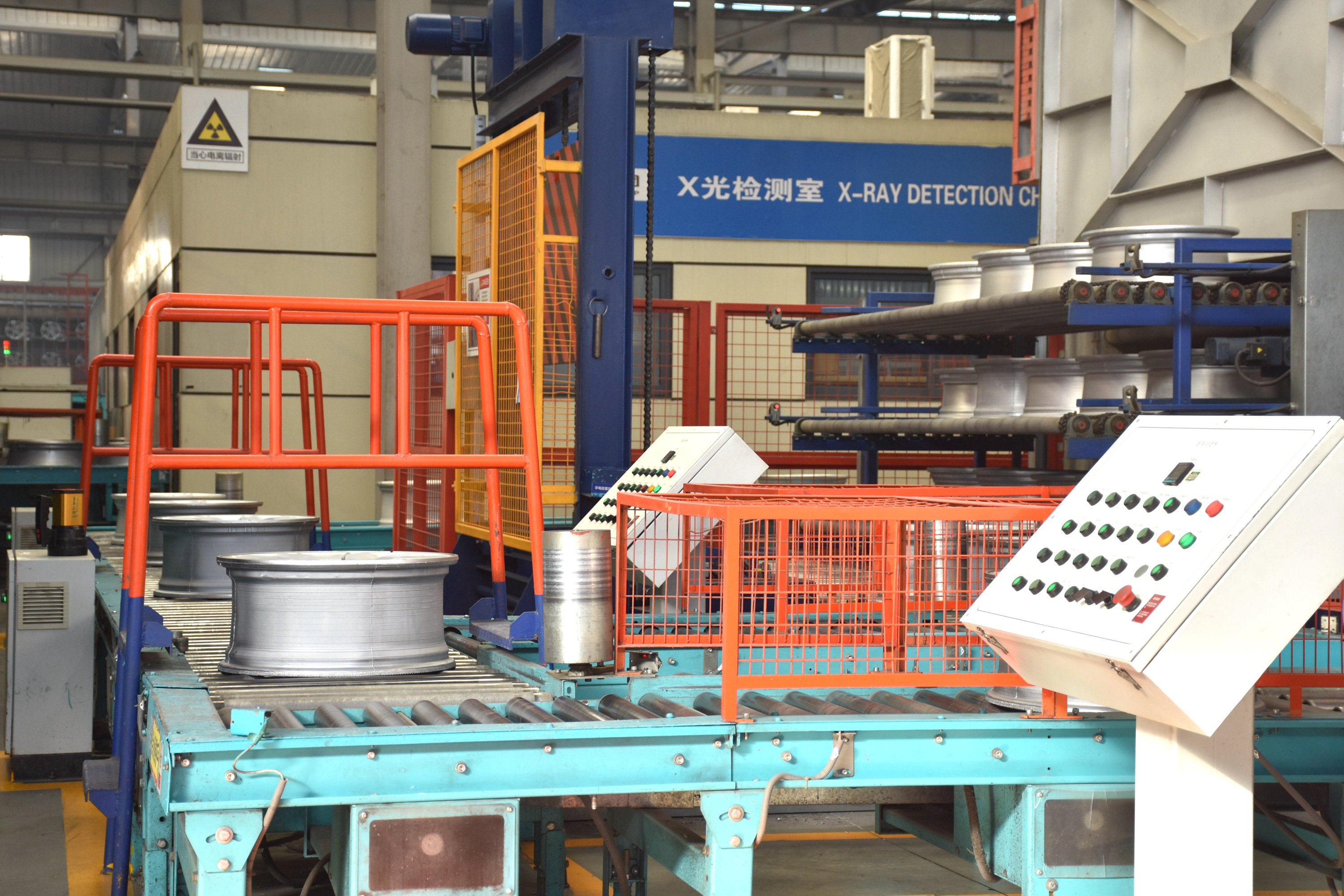 河北清苑:“數智”工廠助力企業高品質發展_fororder_立中東安輕合金部件製造有限公司智慧生産線。 王俊攝.JPG