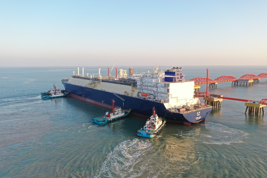 江蘇沿海迎來首艘新造LNG氣試作業船舶_fororder_4