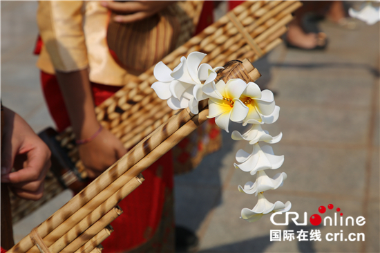 老挝举行盛大巡游活动庆祝笙乐入选人类非物质文化遗产名录