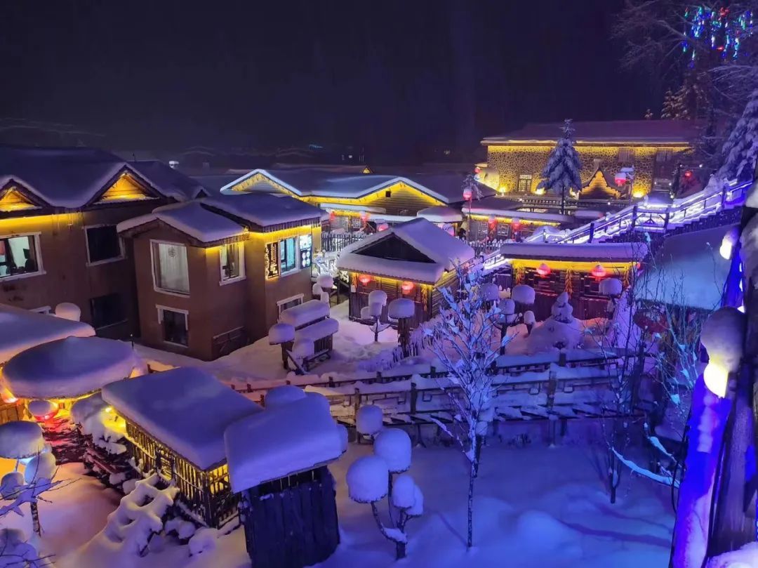黑龙江雪乡景区11月10日零时起正式开园迎宾