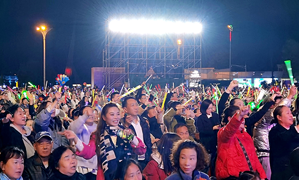 2023首届长江社区文化节（中国·宜宾）第三片区活动在南溪区启动_fororder_活动现场气氛热烈-摄影-高学兵