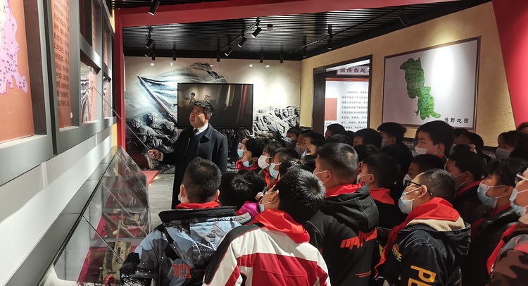 保定博野：多形式开展未成年人思想道德教育实践活动_fororder_2