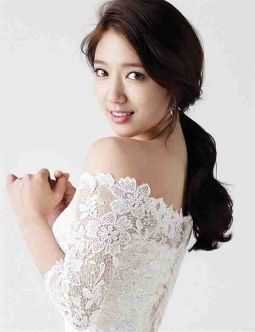 2016年最美女明星排行榜 刘亦菲竟然排最后