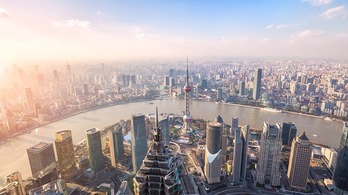 中国经济航船行稳致远 这个会议为高质量发展定向领航