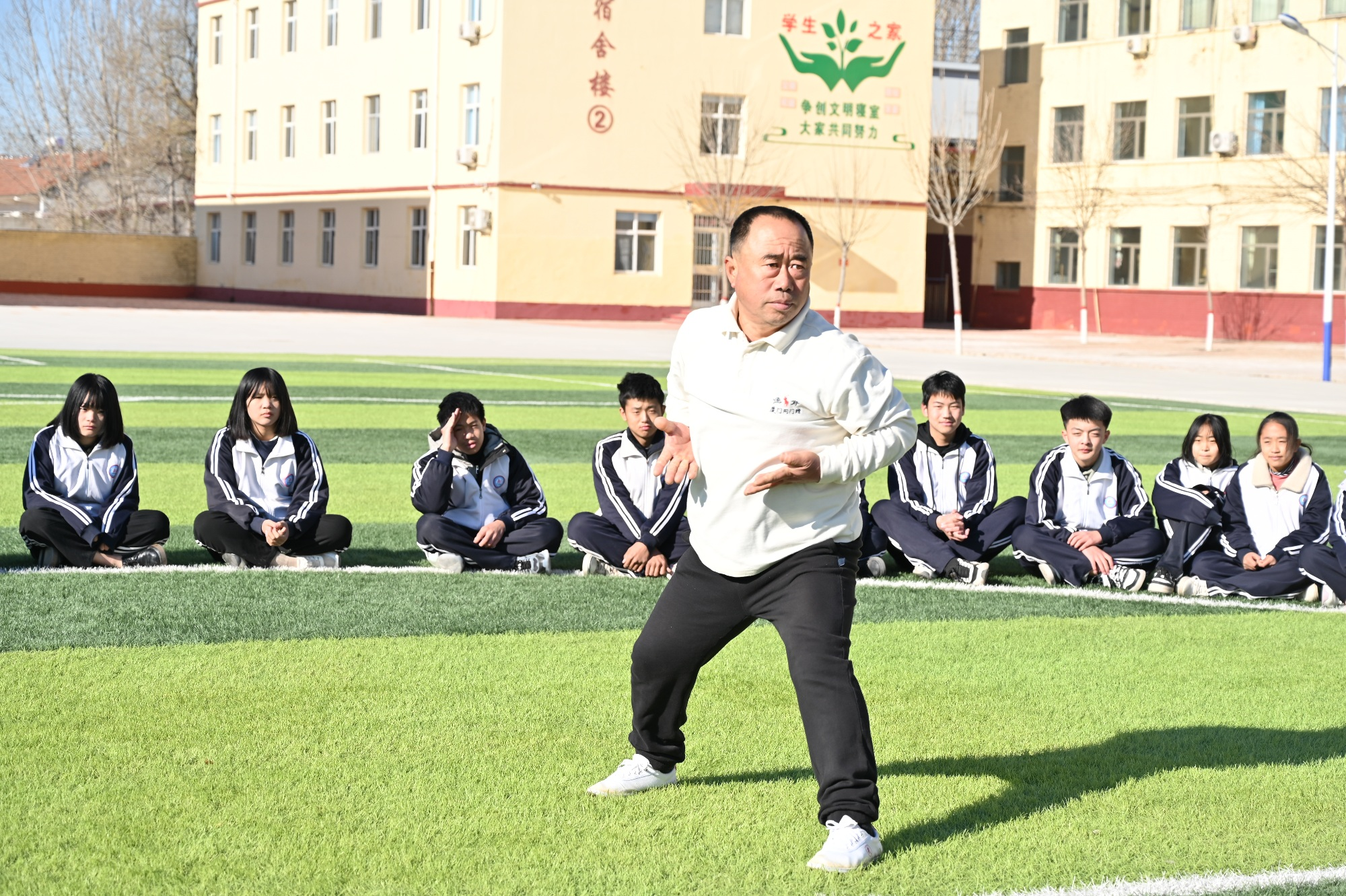 河北盐山：传统武术入校园 非遗传承现活力_fororder_图片2