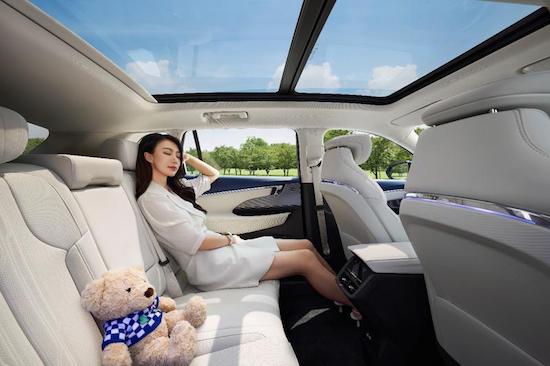 与爱为伍 别克ELECTRA E5携手陈楚生一起放心向前_fororder_image003