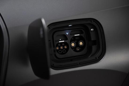 廣州車展現家車天花板?極狐汽車阿爾法T5全球首秀引圍觀_fororder_image014