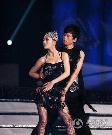 齁人！这些年张杰谢娜秀了多少恩爱_娱乐_腾讯网