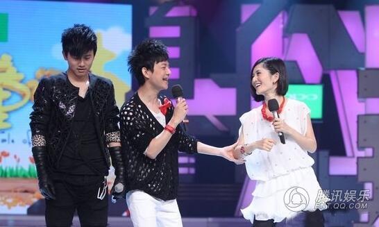 齁人！这些年张杰谢娜秀了多少恩爱_娱乐_腾讯网