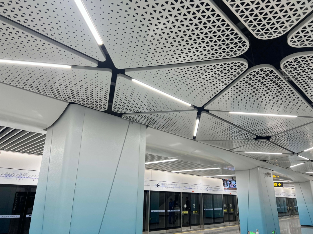 （转载）19号线二期车站今日惊喜亮相 一线一景打造“地下文化走廊”