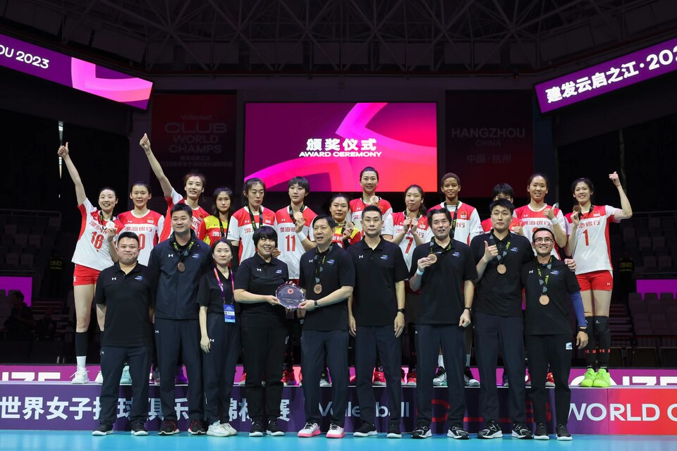 赛事主办方李珊认为,排球运动在天津有着广泛的群众基础,天津女排已经