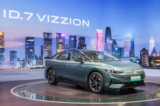 大众汽车纯电甲壳虫首次实车亮相2023广州车展_fororder_image004