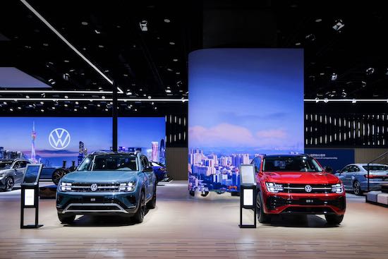大众汽车纯电甲壳虫首次实车亮相2023广州车展_fororder_image007