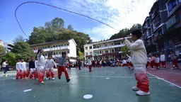 贵州镇远：各中小学校运会如火如荼